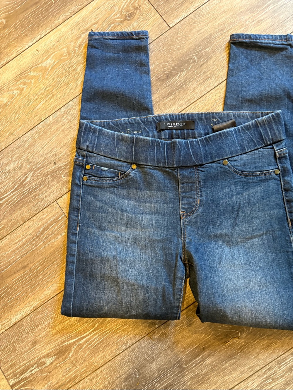 Liverpool Women's Dark Blue Pull-On Jeggings